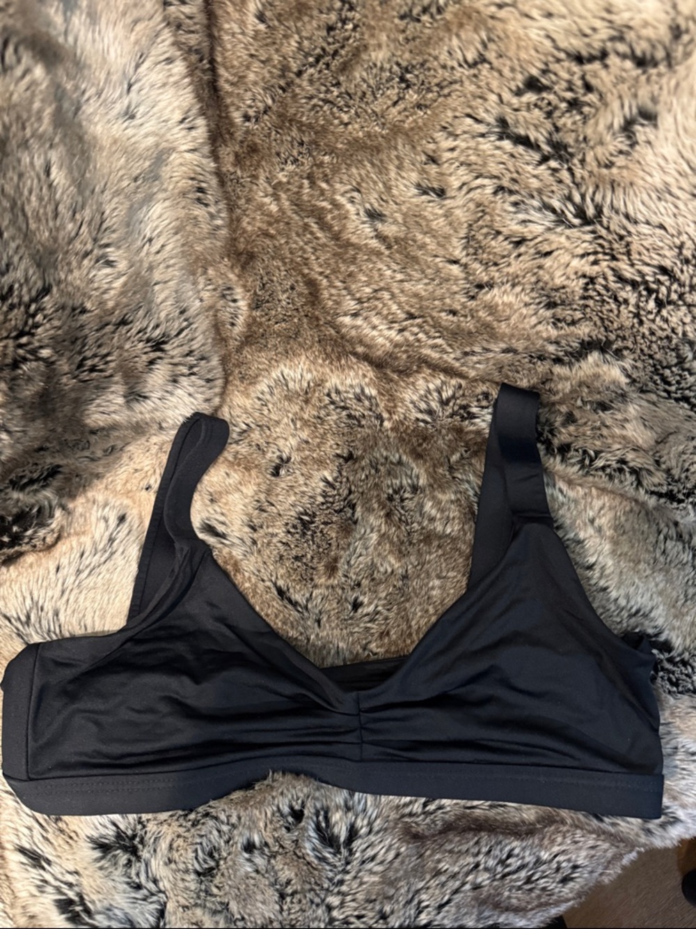 Black Wireless Swim Top